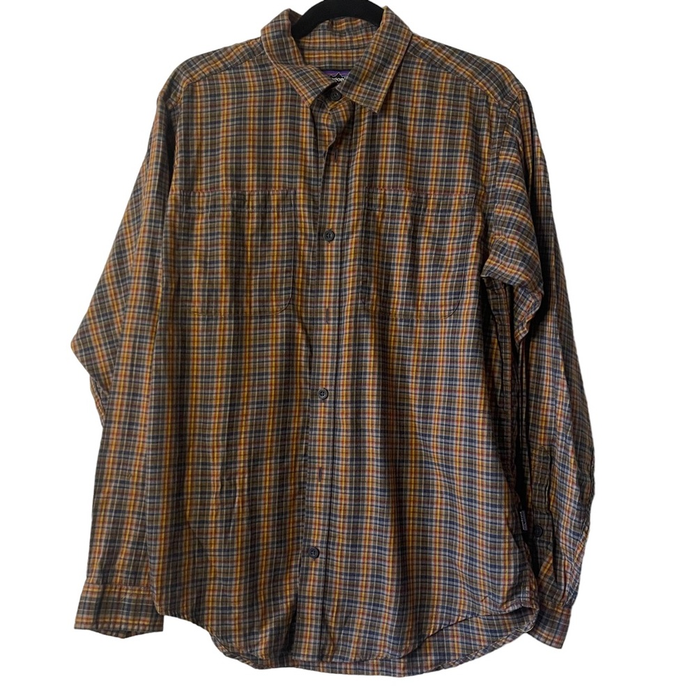37. Patagonia Plaid‎ Men’s Shirt